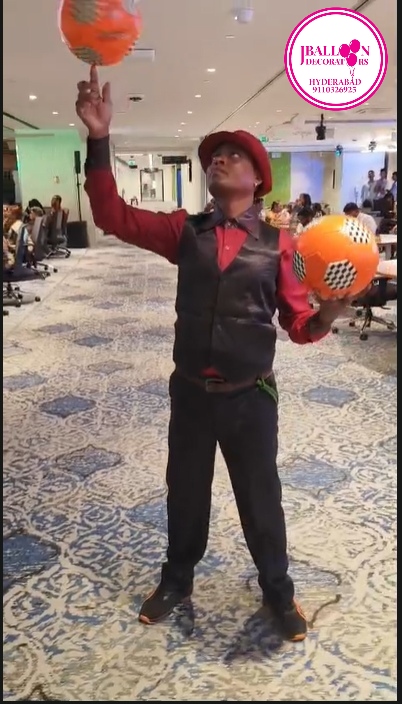 Juggler Artist