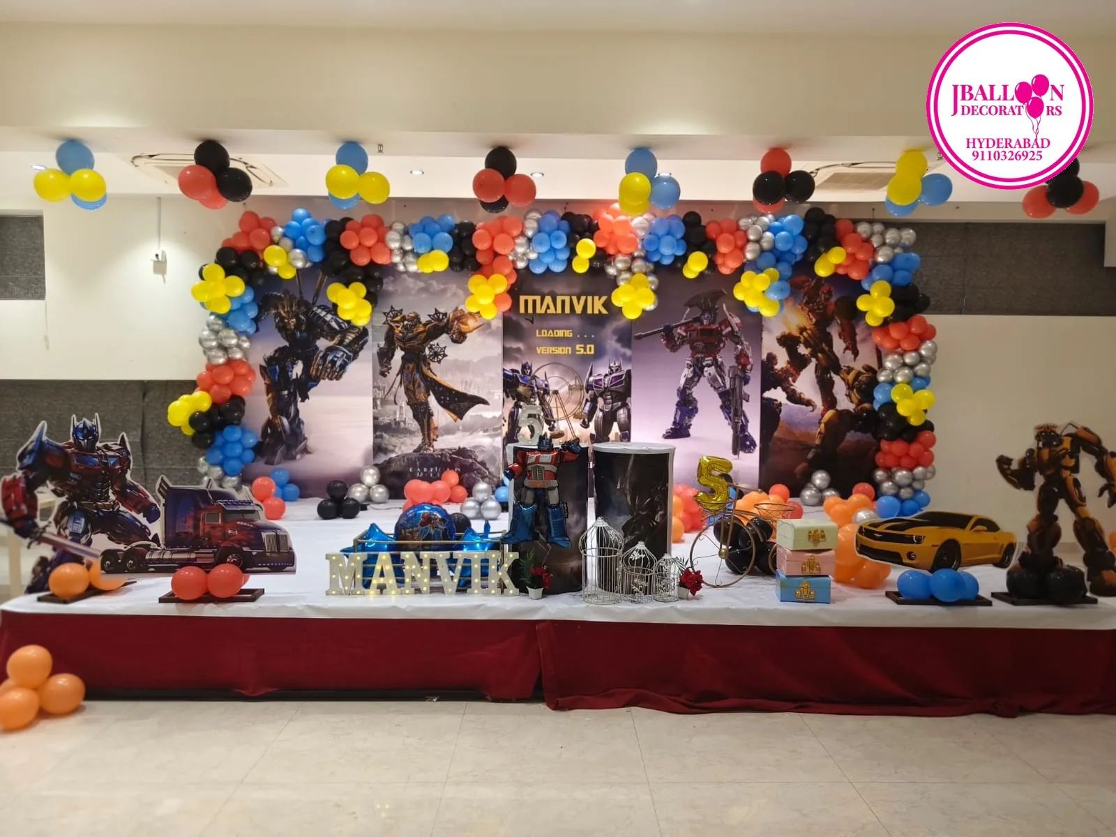 Superhero birthday decoration theme